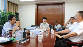 bv伟德国际1946集团董事长肖厚忠到访赣榆区人民政府